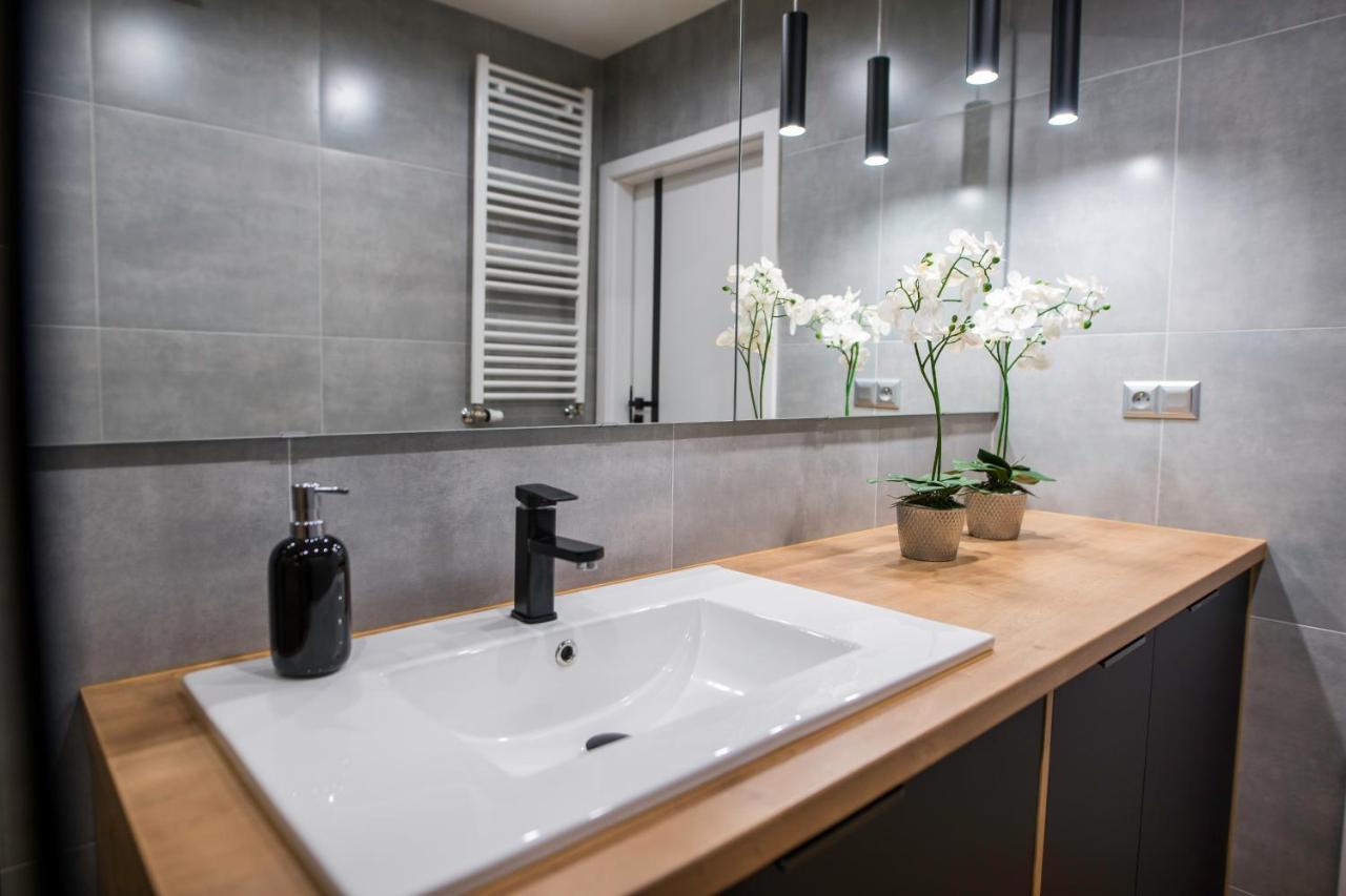 Nowoczesny Apartament Na Warmii I Mazurach Z Garazem Biskupiec  Exterior foto